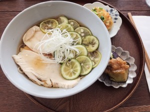 代官山 GLOU GLOU REEFUR